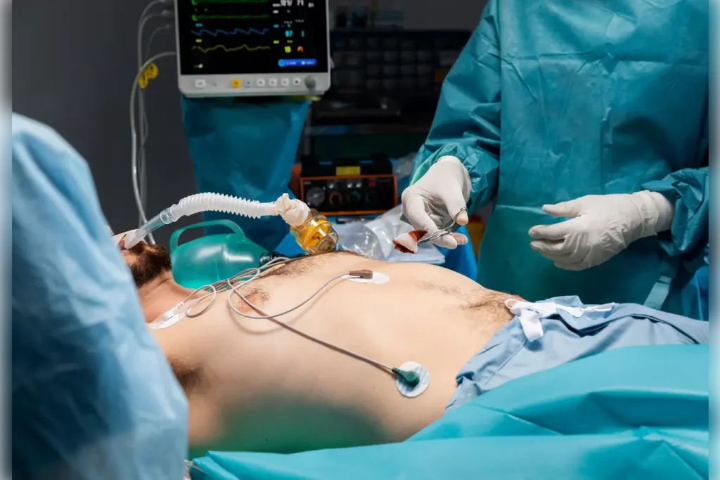 Dr Saeed Akhtar, Aortic Aneurysm & Aortic Surgery in Kanpur​